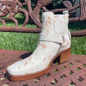 NWT Sam Edelman Exquisite Calf Hair Ballamie Ankle Booties